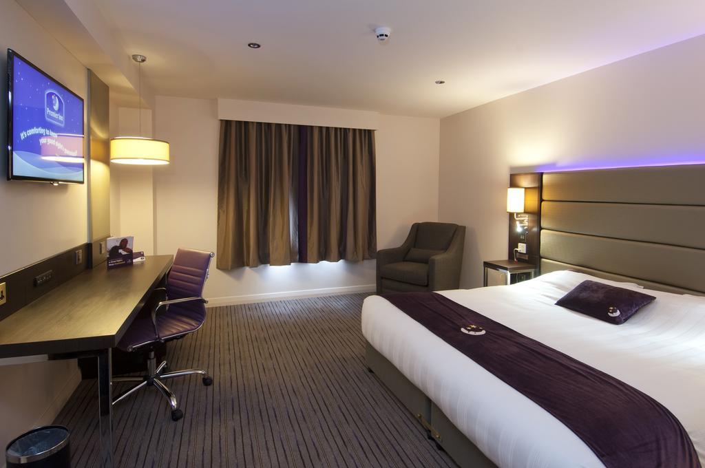 Premier Inn 弗利特 外观 照片